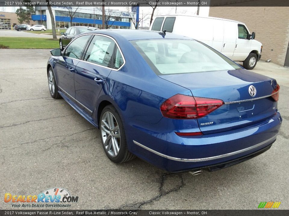 2017 Volkswagen Passat R-Line Sedan Reef Blue Metallic / Moonrock Gray Photo #4