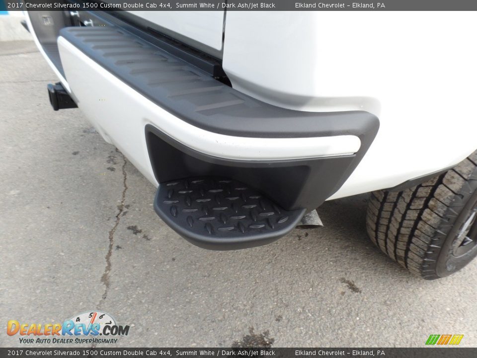 2017 Chevrolet Silverado 1500 Custom Double Cab 4x4 Summit White / Dark Ash/Jet Black Photo #11