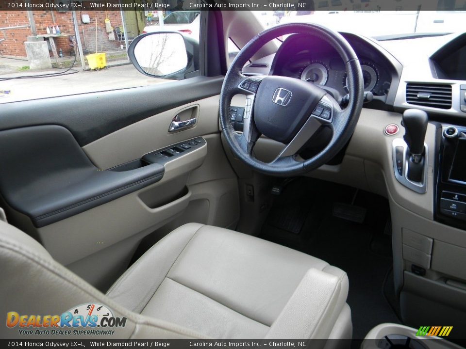 2014 Honda Odyssey EX-L White Diamond Pearl / Beige Photo #12