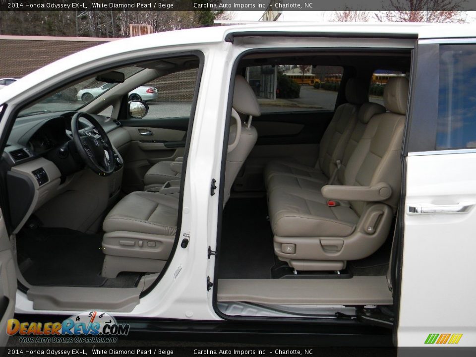 2014 Honda Odyssey EX-L White Diamond Pearl / Beige Photo #19