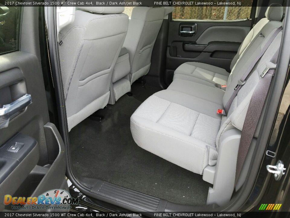 2017 Chevrolet Silverado 1500 WT Crew Cab 4x4 Black / Dark Ash/Jet Black Photo #8