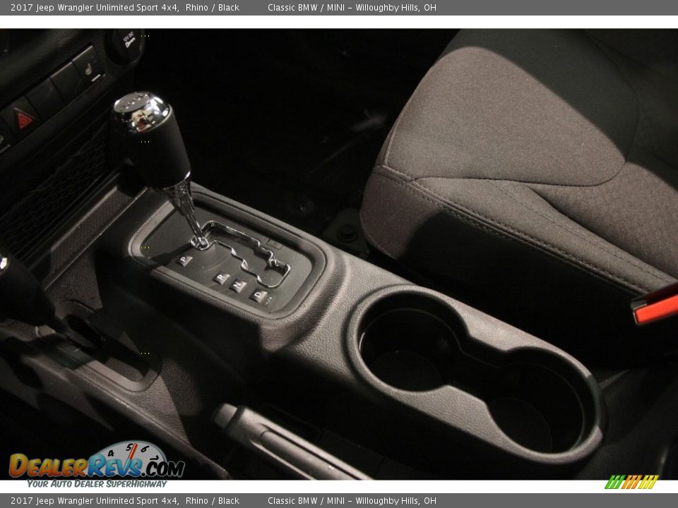 2017 Jeep Wrangler Unlimited Sport 4x4 Shifter Photo #10