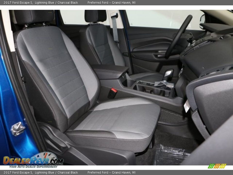 2017 Ford Escape S Lightning Blue / Charcoal Black Photo #4