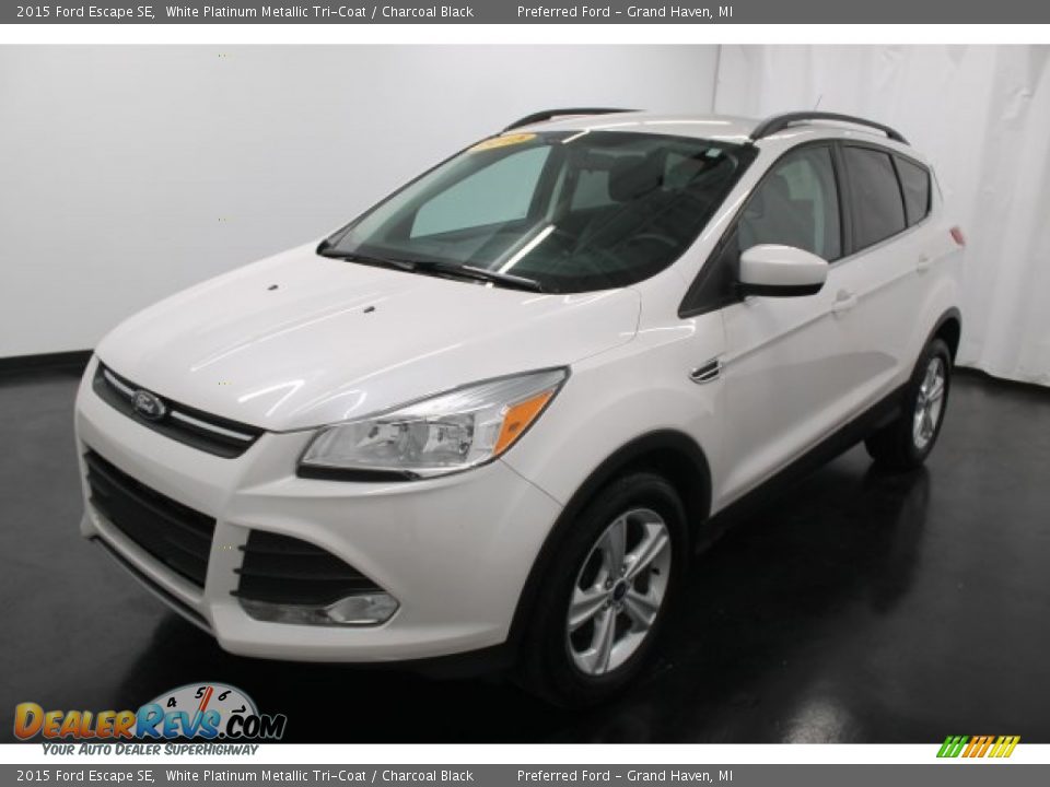 2015 Ford Escape SE White Platinum Metallic Tri-Coat / Charcoal Black Photo #24