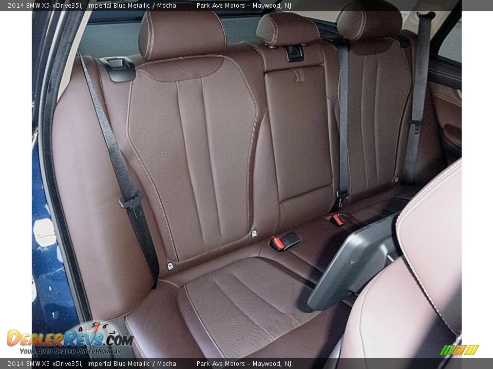 Rear Seat of 2014 BMW X5 xDrive35i Photo #25