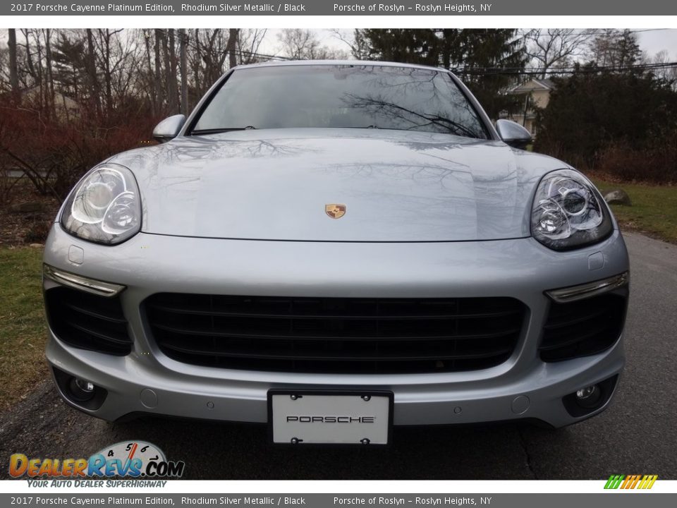 2017 Porsche Cayenne Platinum Edition Rhodium Silver Metallic / Black Photo #2