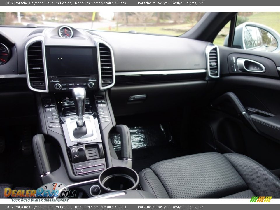2017 Porsche Cayenne Platinum Edition Rhodium Silver Metallic / Black Photo #14