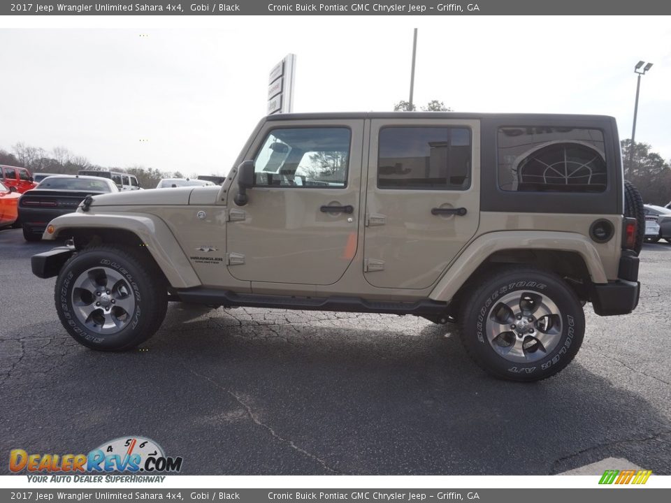 2017 Jeep Wrangler Unlimited Sahara 4x4 Gobi / Black Photo #4