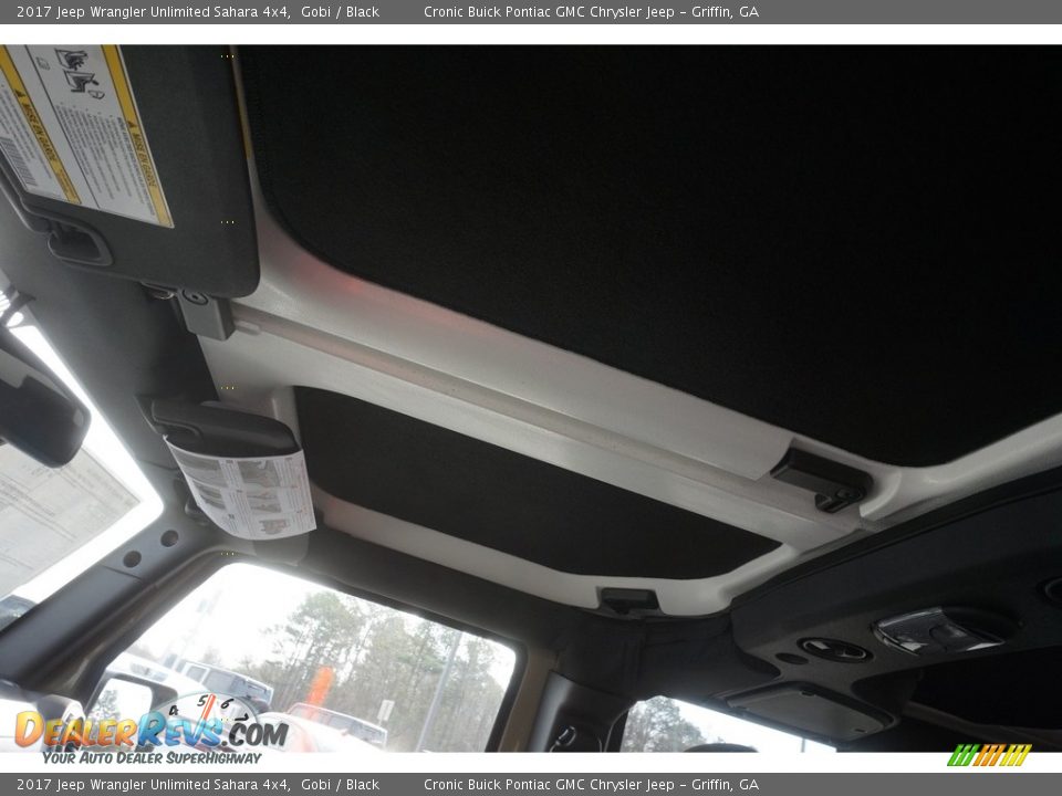 2017 Jeep Wrangler Unlimited Sahara 4x4 Gobi / Black Photo #11