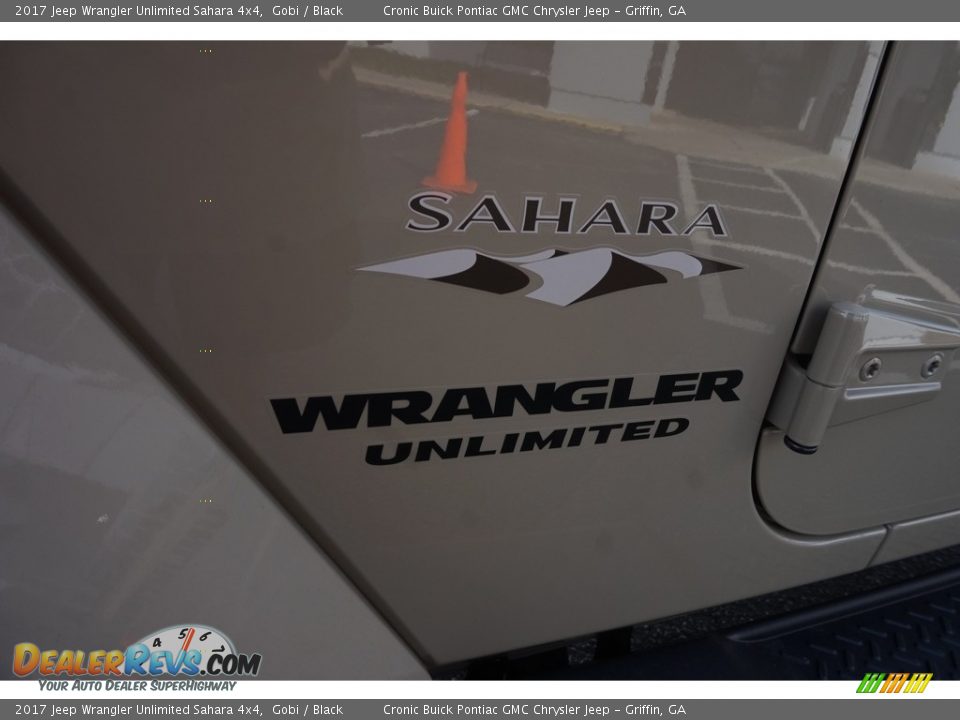 2017 Jeep Wrangler Unlimited Sahara 4x4 Gobi / Black Photo #13