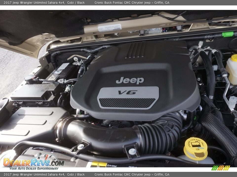 2017 Jeep Wrangler Unlimited Sahara 4x4 Gobi / Black Photo #14