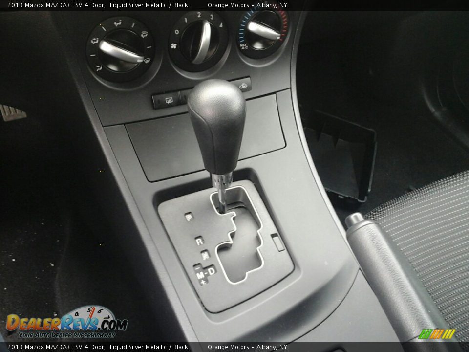 2013 Mazda MAZDA3 i SV 4 Door Liquid Silver Metallic / Black Photo #17