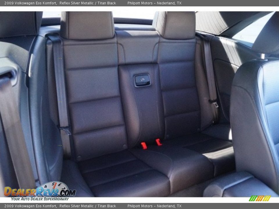 2009 Volkswagen Eos Komfort Reflex Silver Metallic / Titan Black Photo #12