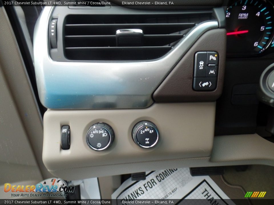 2017 Chevrolet Suburban LT 4WD Summit White / Cocoa/Dune Photo #26