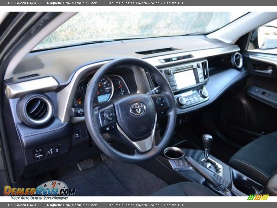 2015 Toyota RAV4 XLE Magnetic Gray Metallic / Black Photo #10