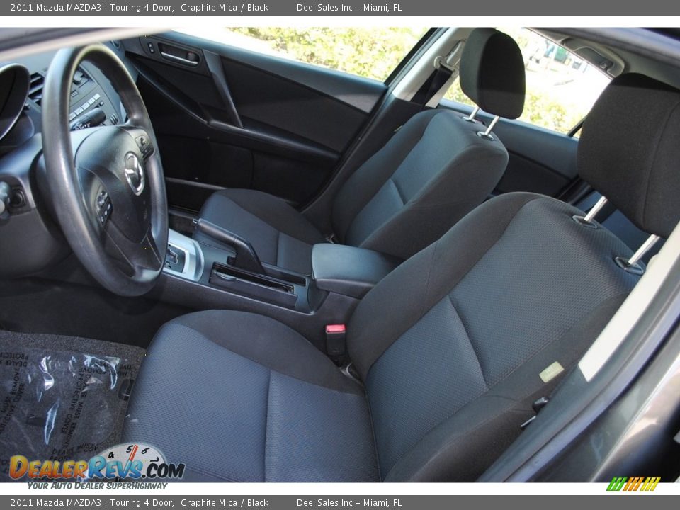 2011 Mazda MAZDA3 i Touring 4 Door Graphite Mica / Black Photo #20