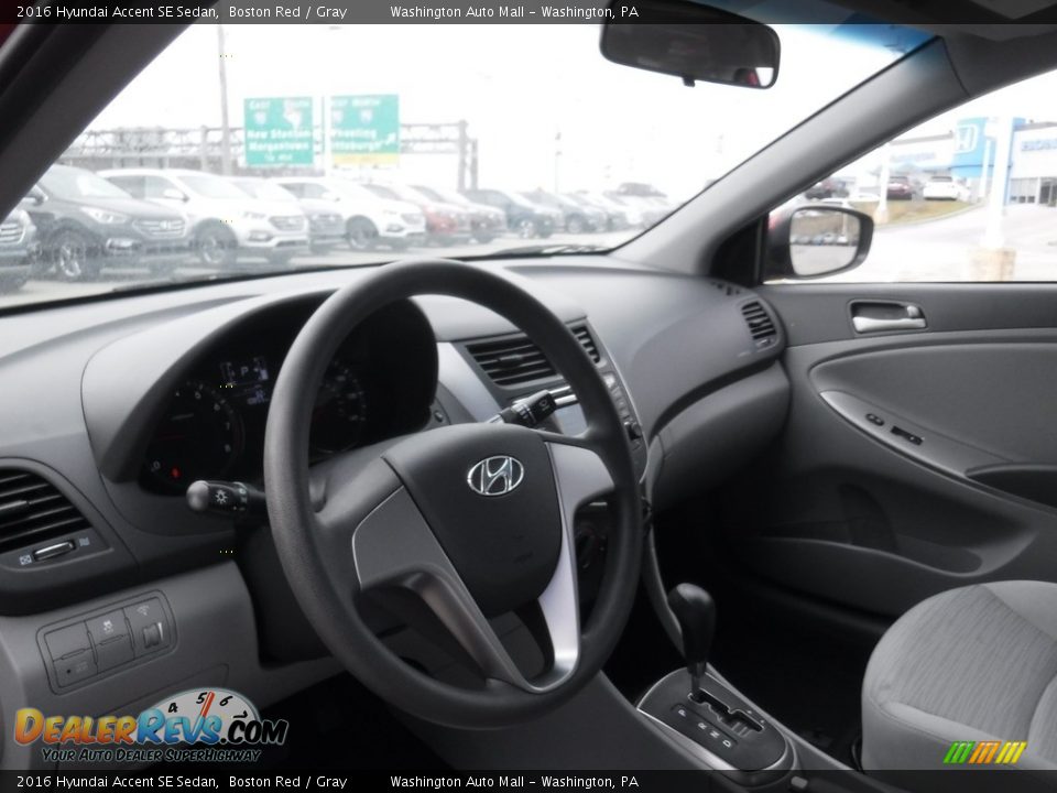 2016 Hyundai Accent SE Sedan Boston Red / Gray Photo #11