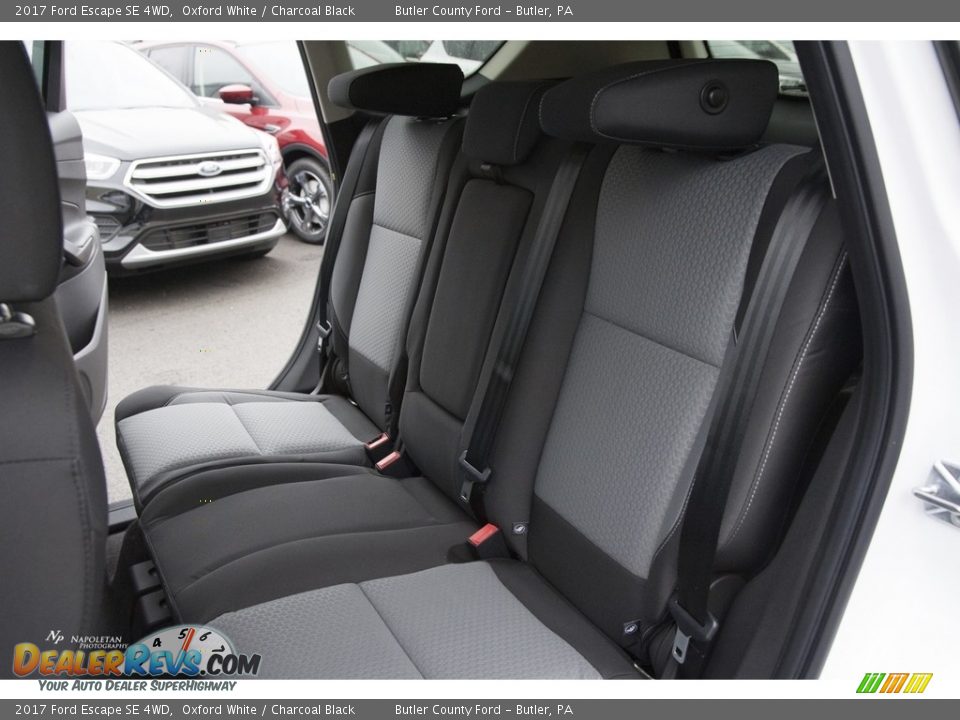 2017 Ford Escape SE 4WD Oxford White / Charcoal Black Photo #10