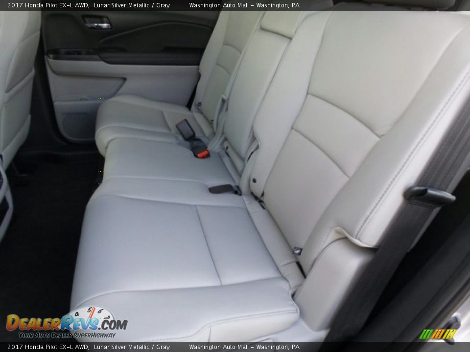 2017 Honda Pilot EX-L AWD Lunar Silver Metallic / Gray Photo #11