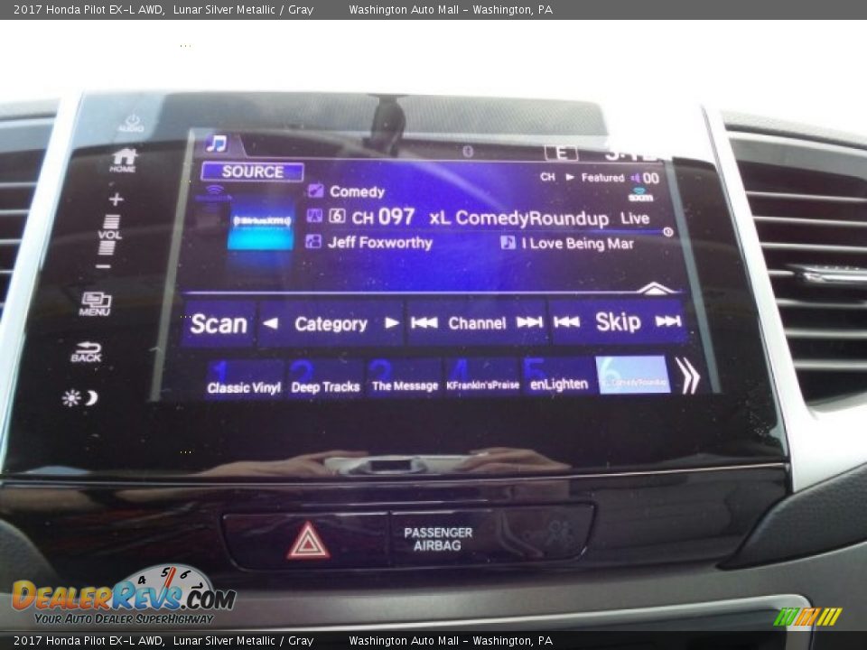 2017 Honda Pilot EX-L AWD Lunar Silver Metallic / Gray Photo #28