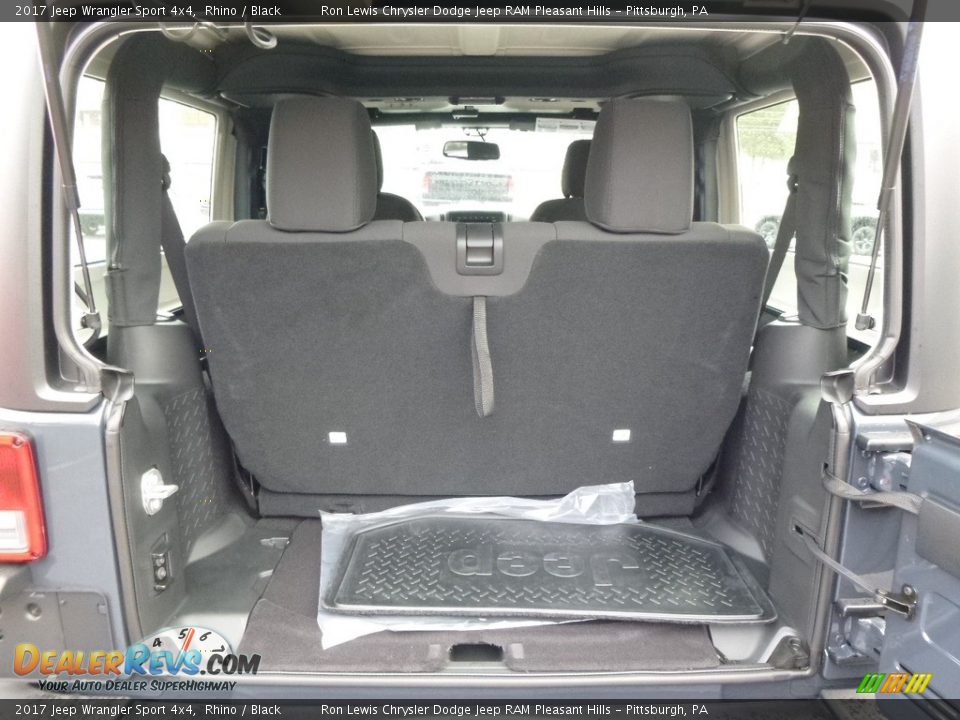 2017 Jeep Wrangler Sport 4x4 Rhino / Black Photo #5