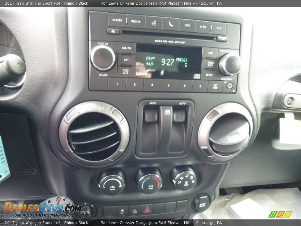 2017 Jeep Wrangler Sport 4x4 Rhino / Black Photo #20