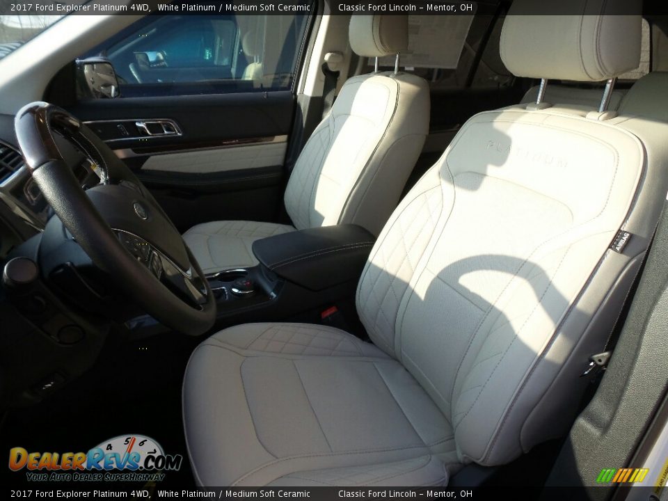 2017 Ford Explorer Platinum 4WD White Platinum / Medium Soft Ceramic Photo #10