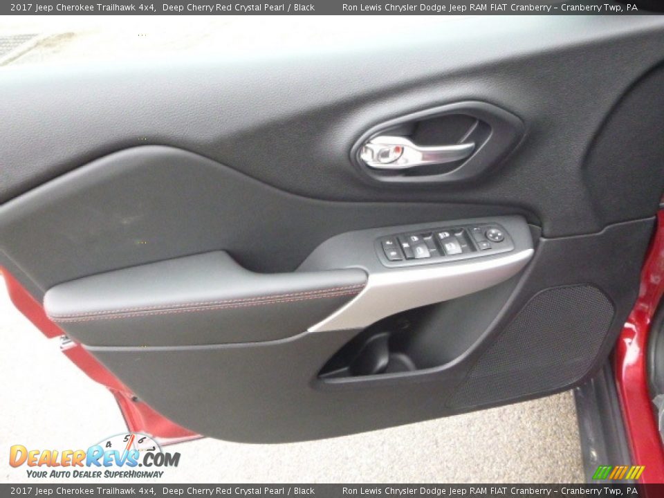 2017 Jeep Cherokee Trailhawk 4x4 Deep Cherry Red Crystal Pearl / Black Photo #13