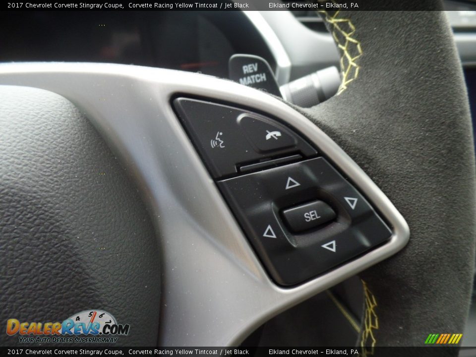 Controls of 2017 Chevrolet Corvette Stingray Coupe Photo #22