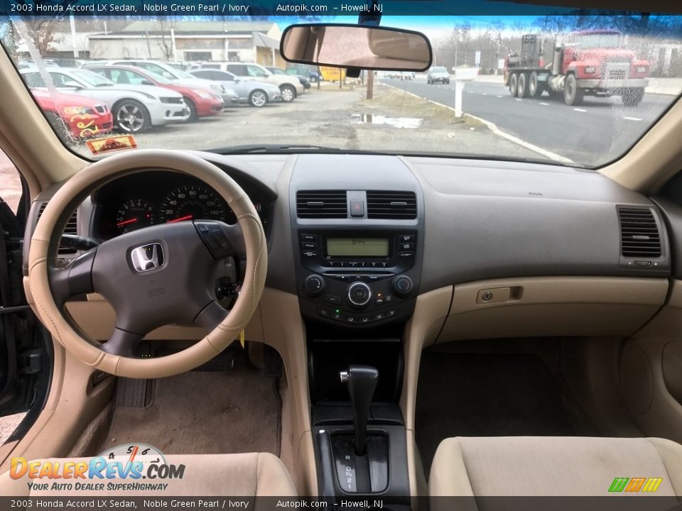 2003 Honda Accord LX Sedan Noble Green Pearl / Ivory Photo #11