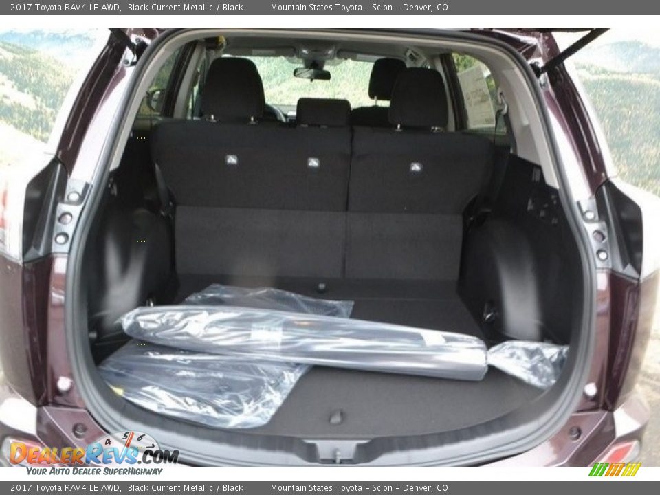2017 Toyota RAV4 LE AWD Black Current Metallic / Black Photo #8