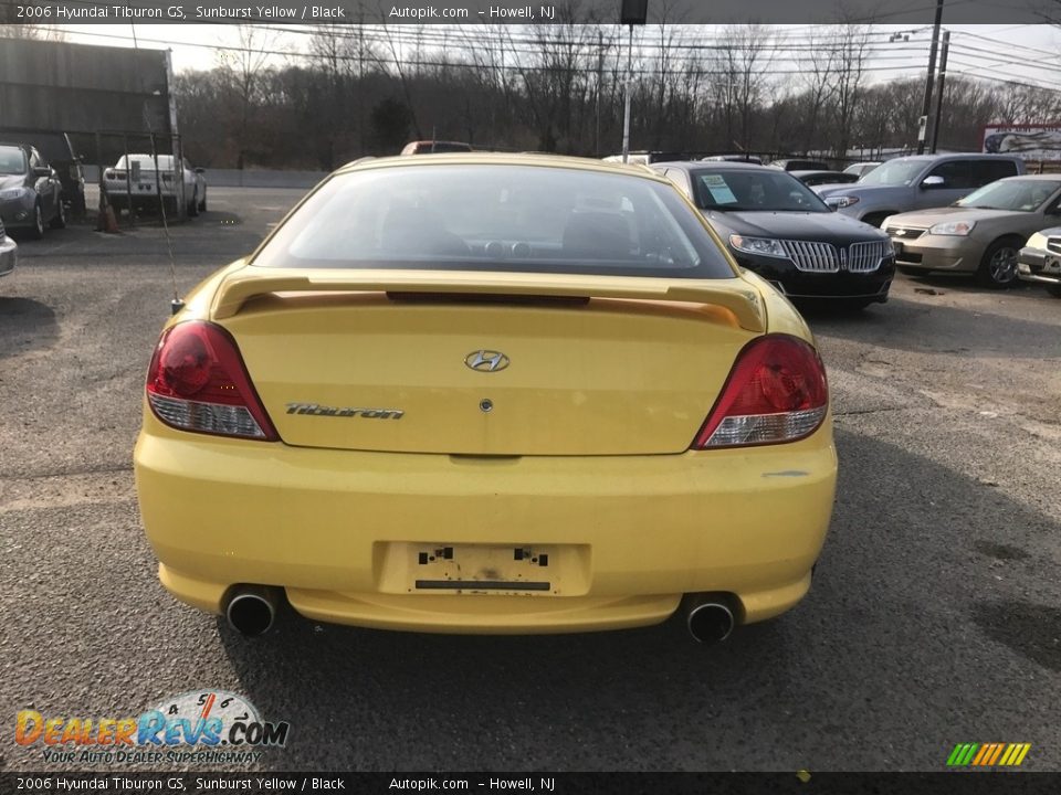 2006 Hyundai Tiburon GS Sunburst Yellow / Black Photo #6