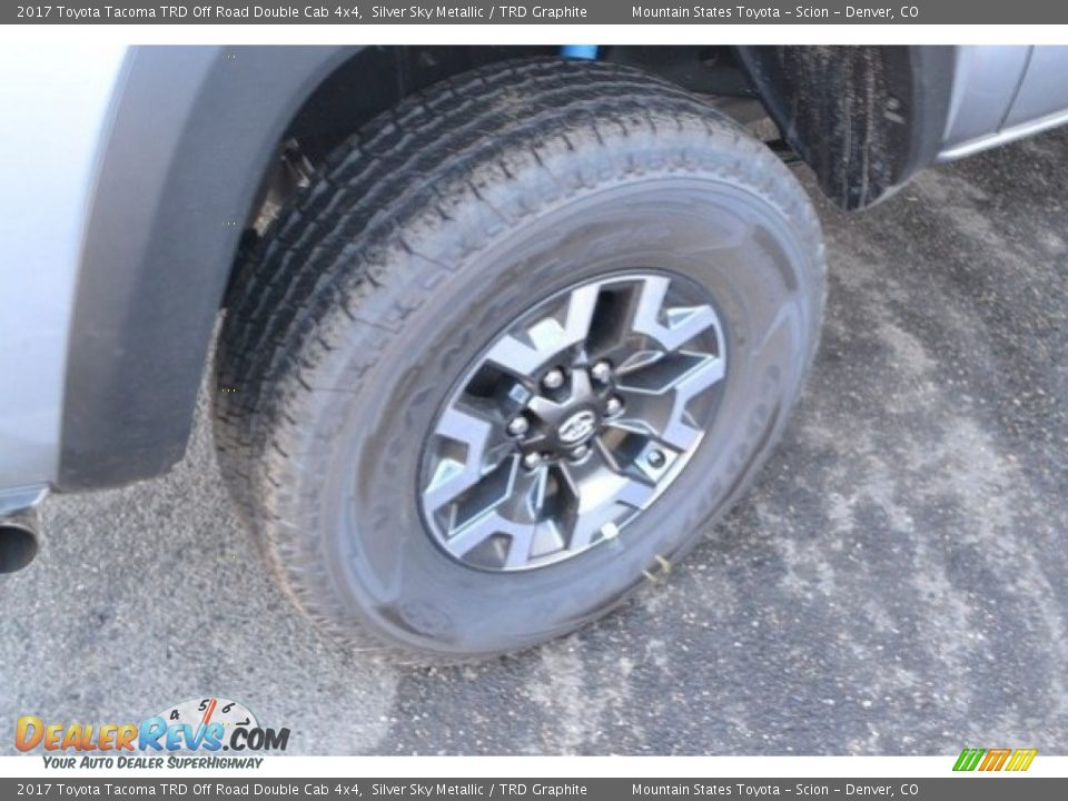 2017 Toyota Tacoma TRD Off Road Double Cab 4x4 Silver Sky Metallic / TRD Graphite Photo #9