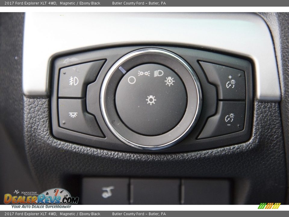 2017 Ford Explorer XLT 4WD Magnetic / Ebony Black Photo #12