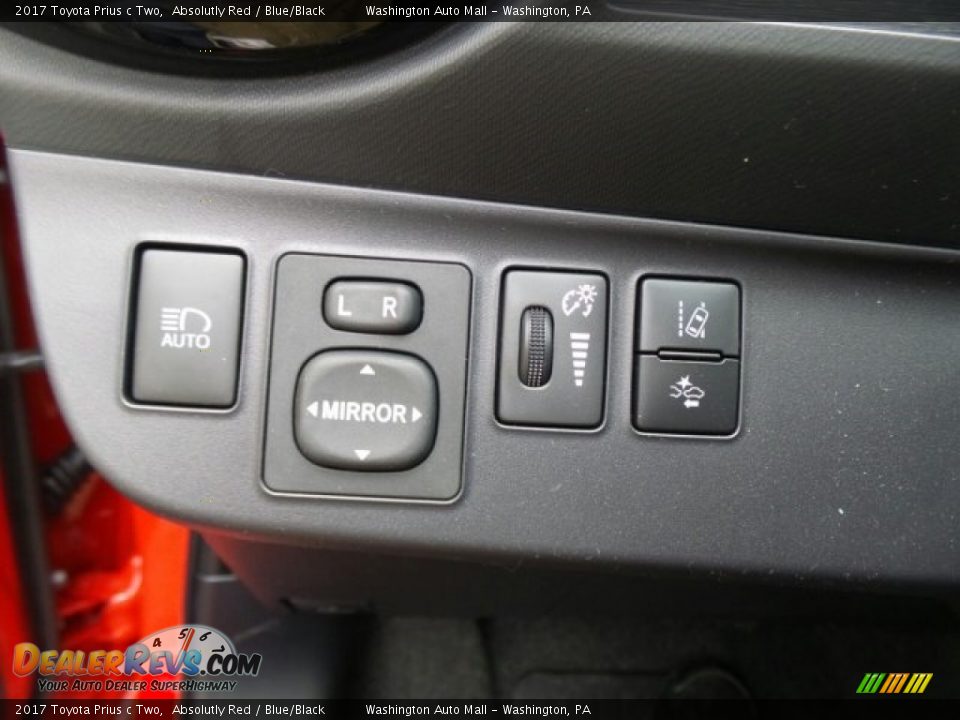 Controls of 2017 Toyota Prius c Two Photo #16
