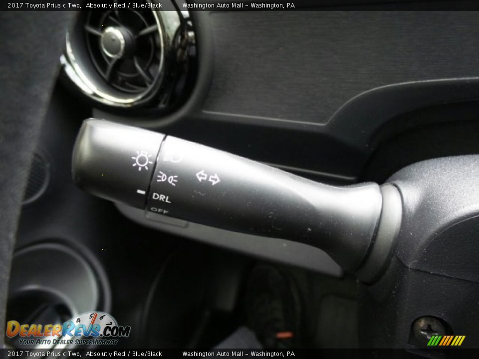Controls of 2017 Toyota Prius c Two Photo #18