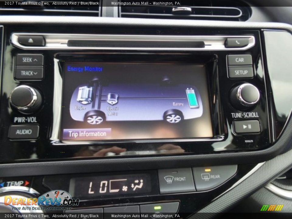 Controls of 2017 Toyota Prius c Two Photo #29