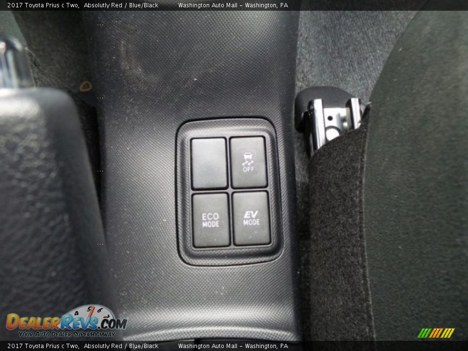 Controls of 2017 Toyota Prius c Two Photo #32