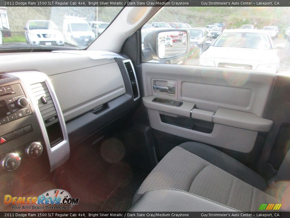 2011 Dodge Ram 1500 SLT Regular Cab 4x4 Bright Silver Metallic / Dark Slate Gray/Medium Graystone Photo #15