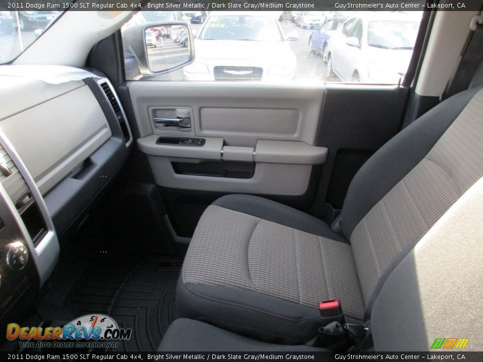 2011 Dodge Ram 1500 SLT Regular Cab 4x4 Bright Silver Metallic / Dark Slate Gray/Medium Graystone Photo #16