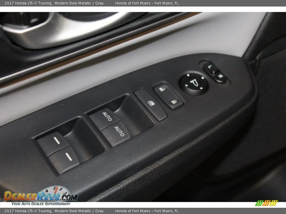 Controls of 2017 Honda CR-V Touring Photo #8