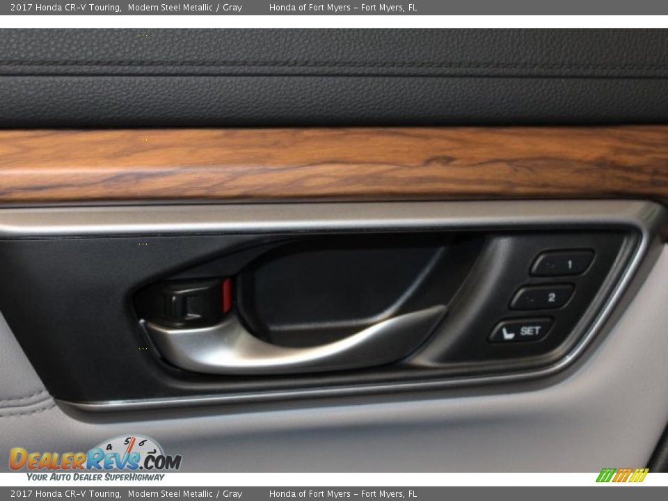 2017 Honda CR-V Touring Modern Steel Metallic / Gray Photo #9
