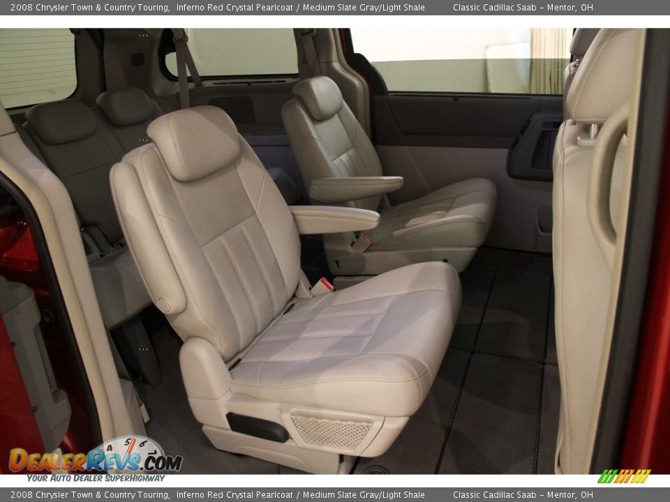 2008 Chrysler Town & Country Touring Inferno Red Crystal Pearlcoat / Medium Slate Gray/Light Shale Photo #14