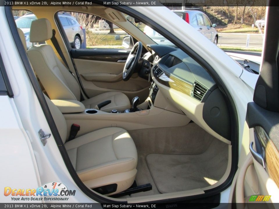 2013 BMW X1 xDrive 28i Alpine White / Coral Red Photo #17