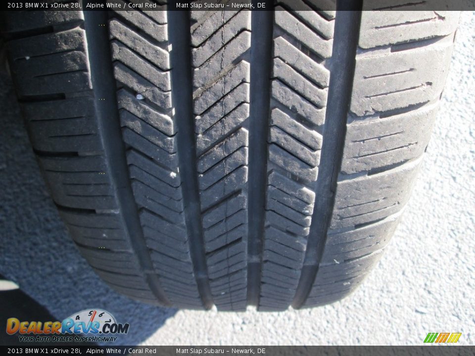 2013 BMW X1 xDrive 28i Alpine White / Coral Red Photo #23