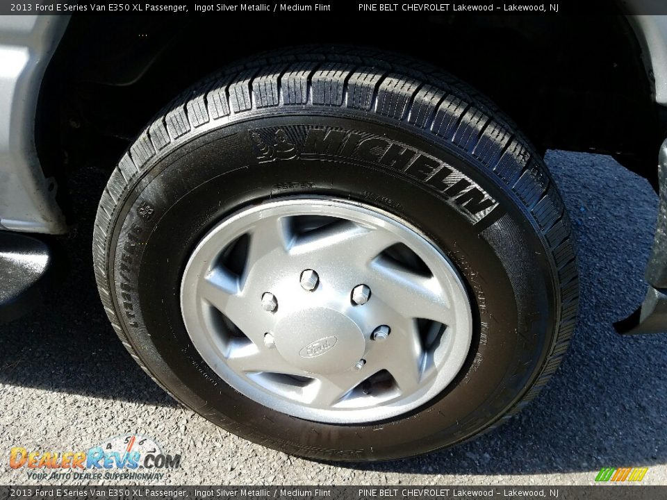 2013 Ford E Series Van E350 XL Passenger Ingot Silver Metallic / Medium Flint Photo #4
