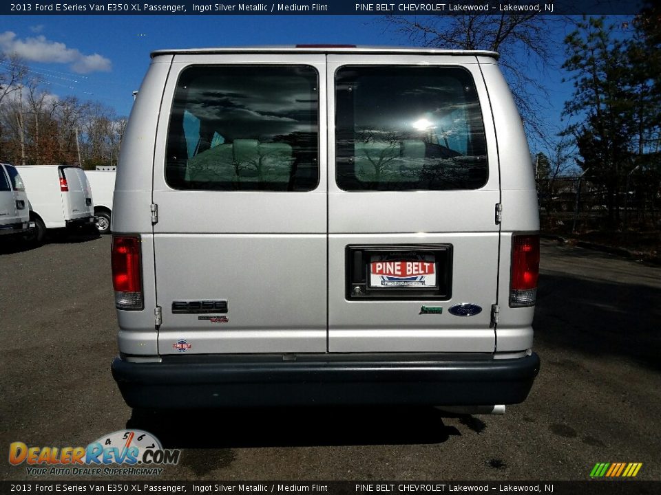 2013 Ford E Series Van E350 XL Passenger Ingot Silver Metallic / Medium Flint Photo #15