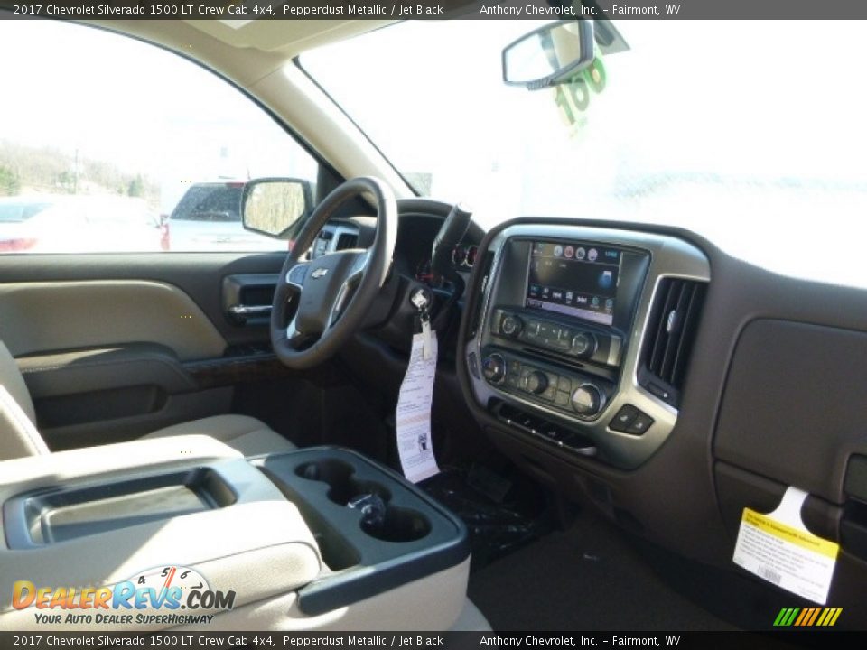 2017 Chevrolet Silverado 1500 LT Crew Cab 4x4 Pepperdust Metallic / Jet Black Photo #4