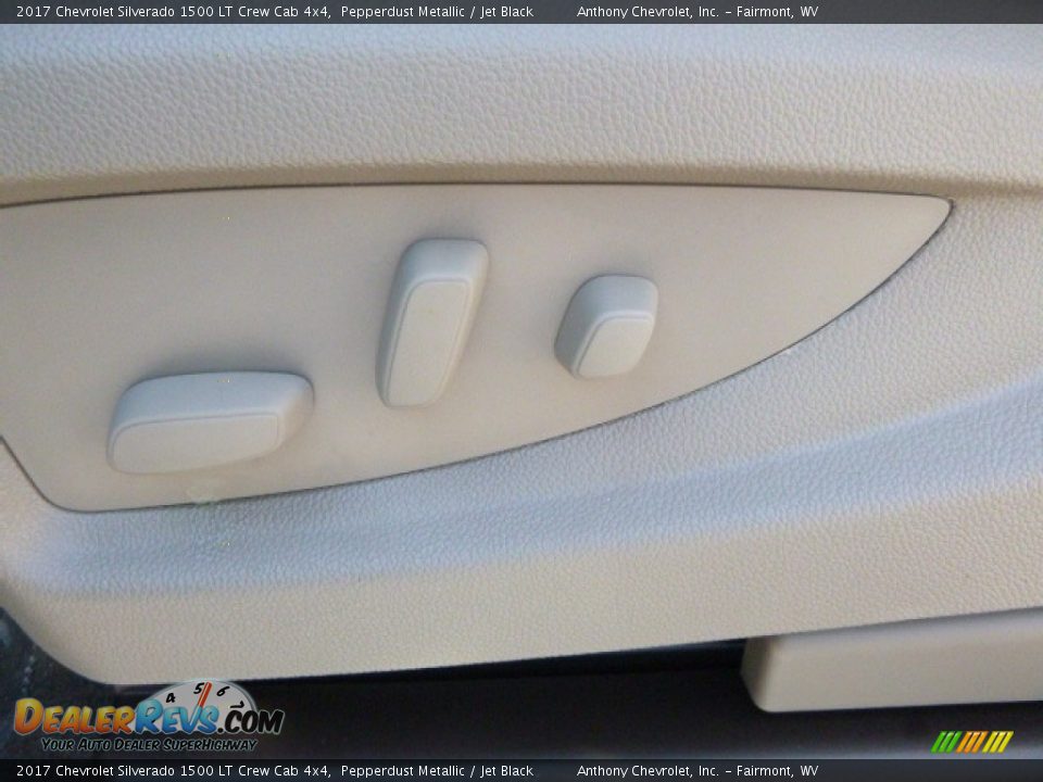 2017 Chevrolet Silverado 1500 LT Crew Cab 4x4 Pepperdust Metallic / Jet Black Photo #14