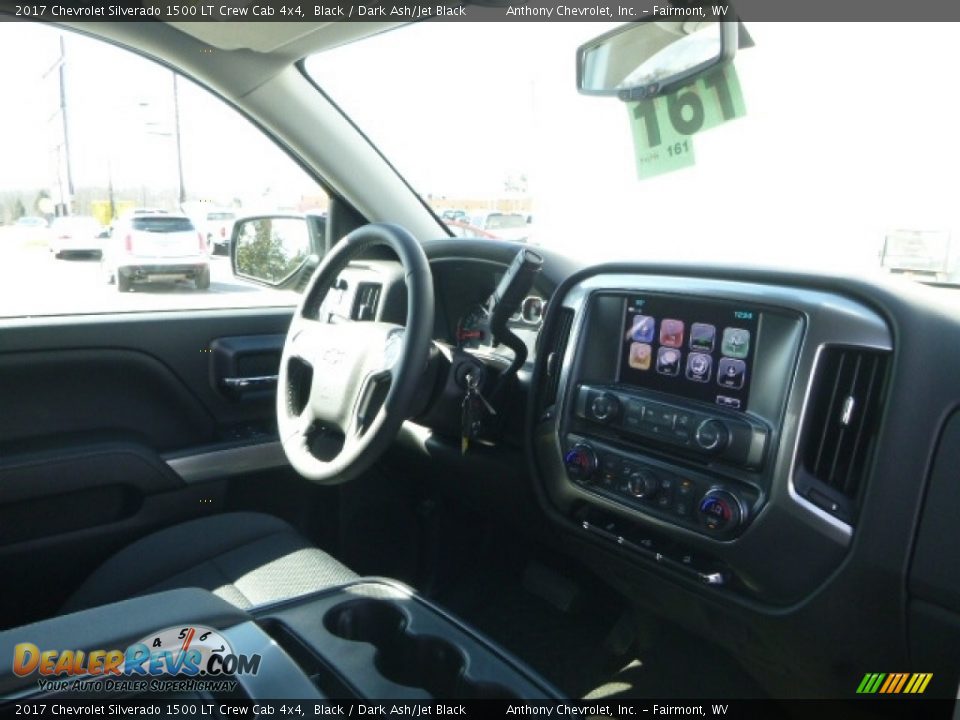 2017 Chevrolet Silverado 1500 LT Crew Cab 4x4 Black / Dark Ash/Jet Black Photo #10